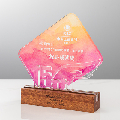 Impresión UV personalizada Premio acrílico con base de madera, placas de plexiglás fundido OEM