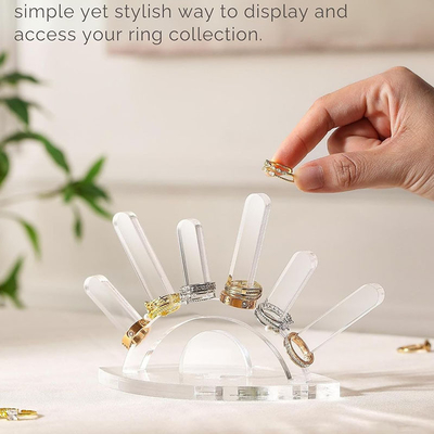 Display acrílico de color personalizado organizador de contenedores de anillos de lucita para la colección de joyas
