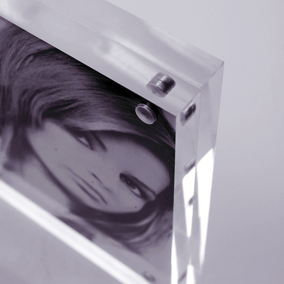 Display de doble cara Acrílico Marco fotográfico magnético cuadrado Bloque de marco de imagen para la decoración del hogar y el regalo de negocios Diseño claro